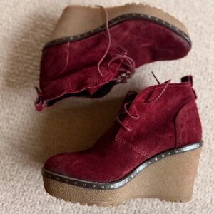 Tommy Hilfiger Wine Suede Wedge Ankle Boots
